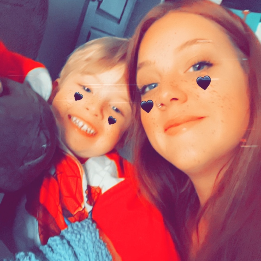 Meet your Posher, Brooke